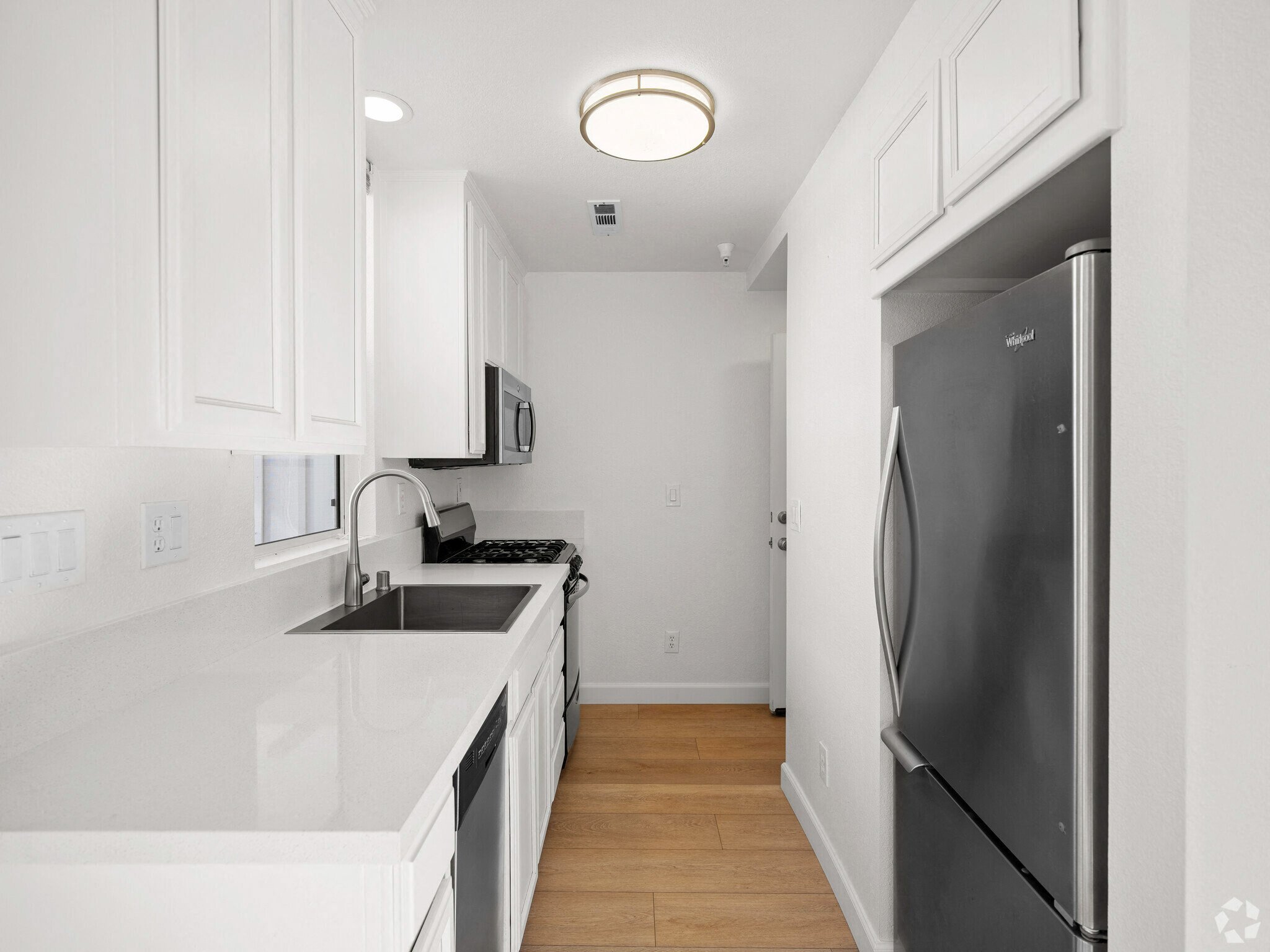 Westmont Townhomes photo 3